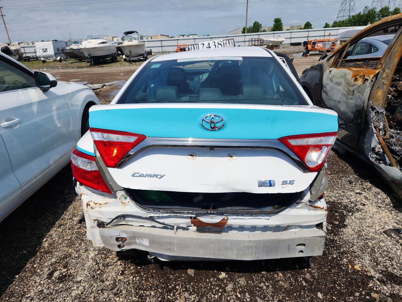 Toyota Camry Le