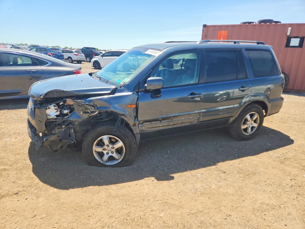 Salvage Honda Pilot Image