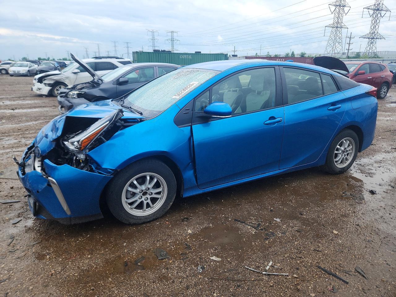 Salvage Toyota Prius Image