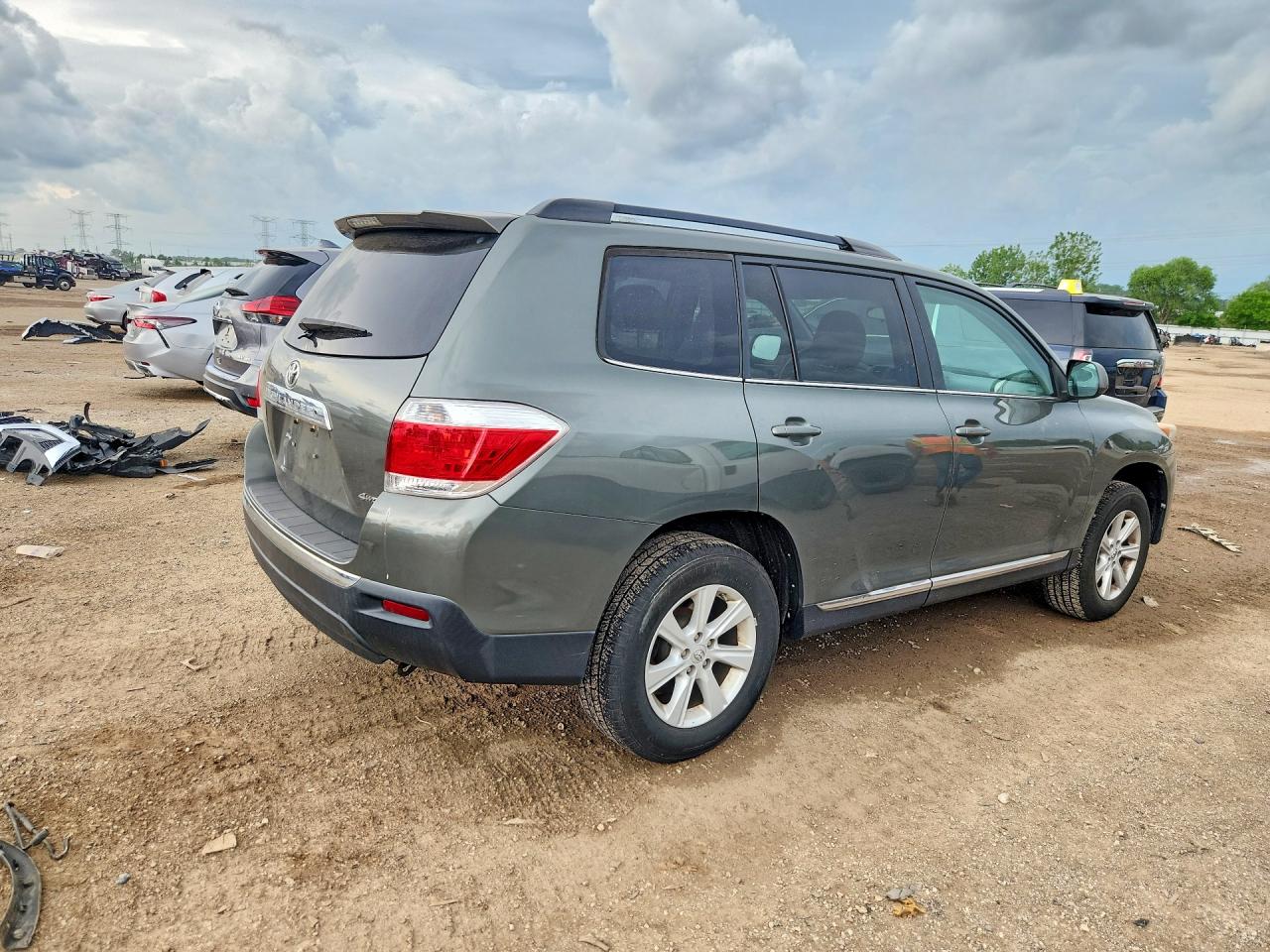 Toyota Highlander Plus