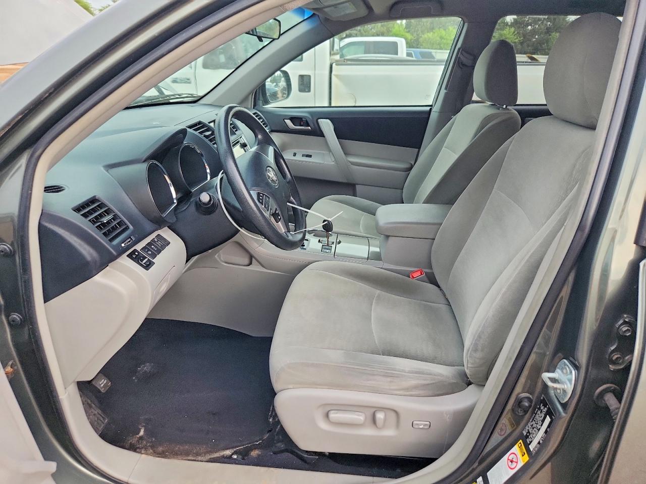 Toyota Highlander Plus
