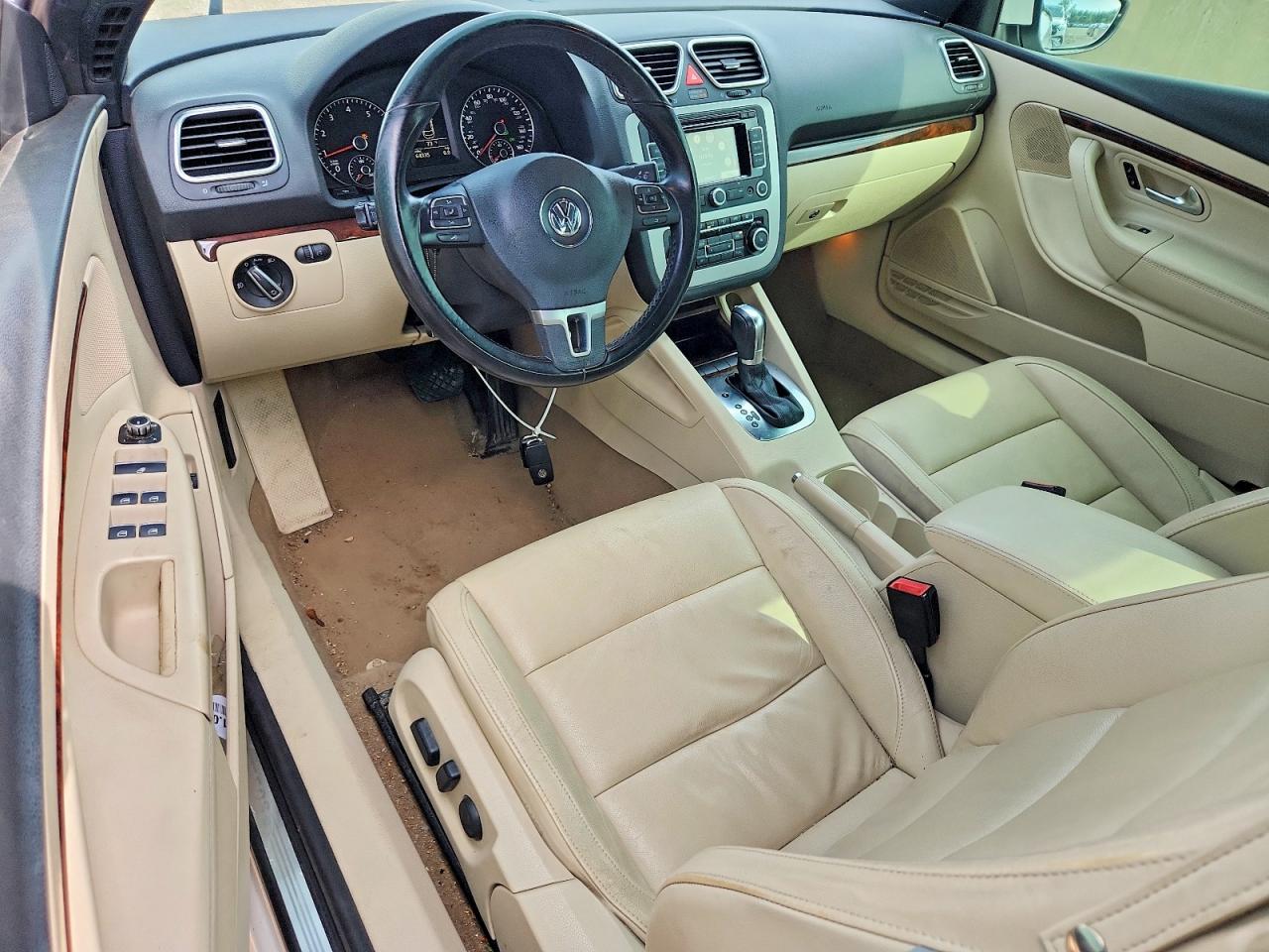 Volkswagen Eos Lux