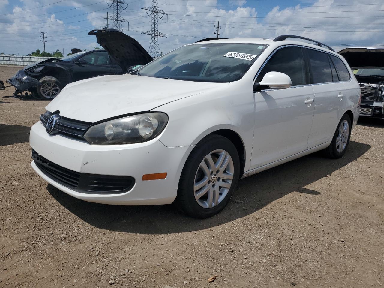 Salvage Volkswagen Jetta Image