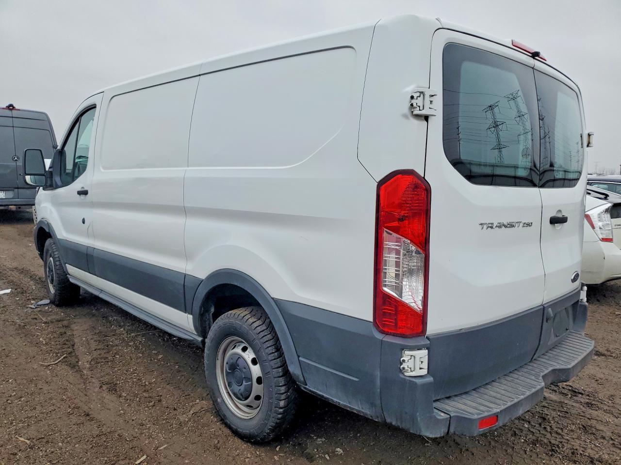 Ford Transit T-250