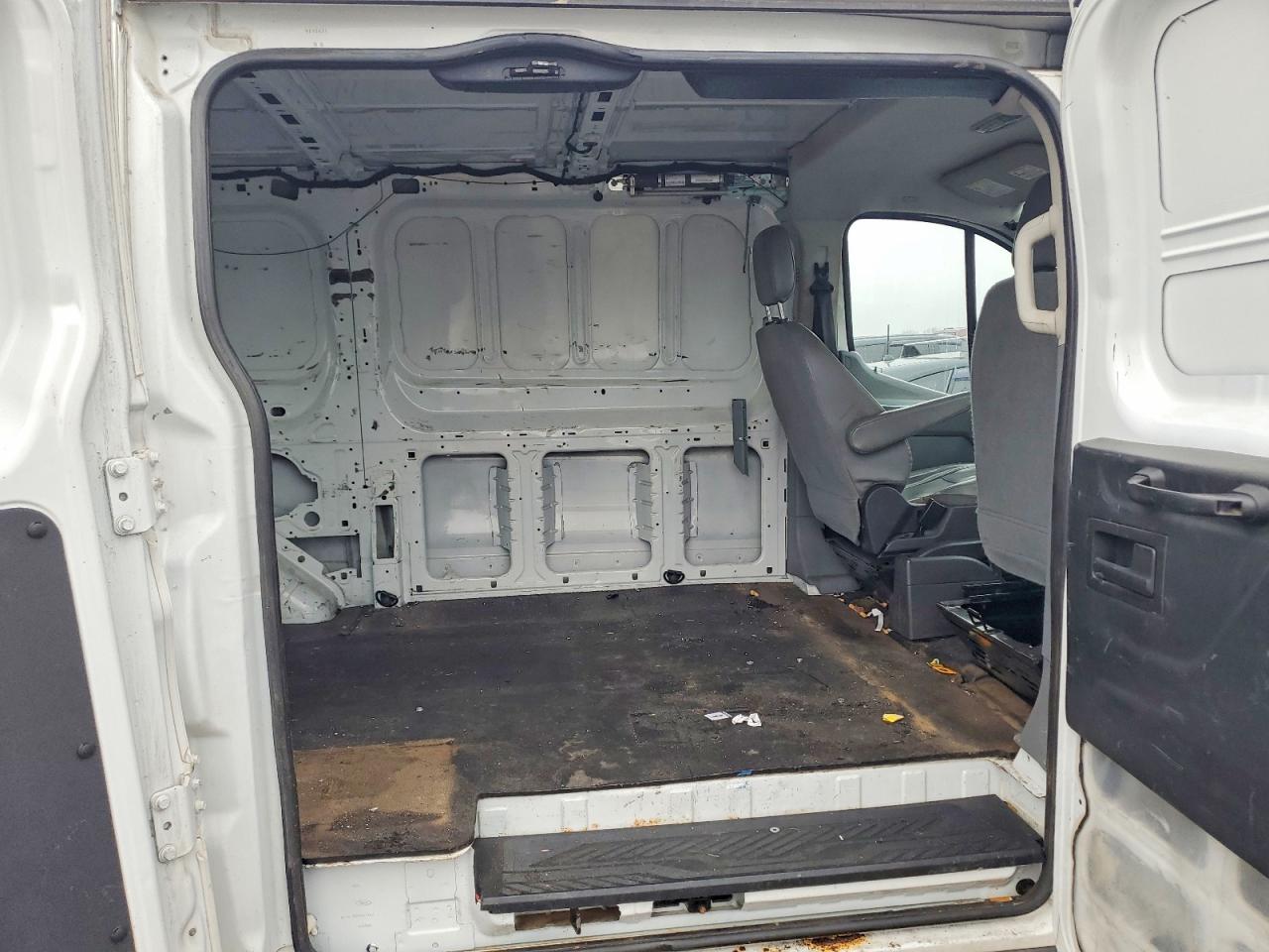 Ford Transit T-250