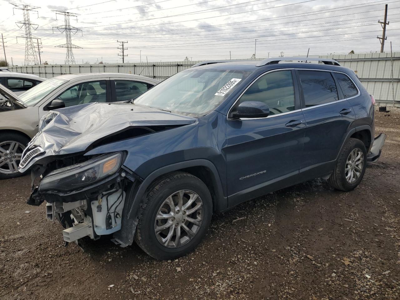 Salvage Jeep Grand Cherokee Image
