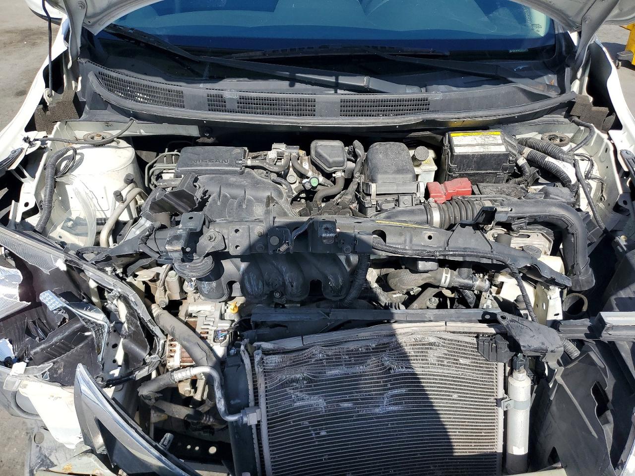Nissan Versa 1.6 Sv