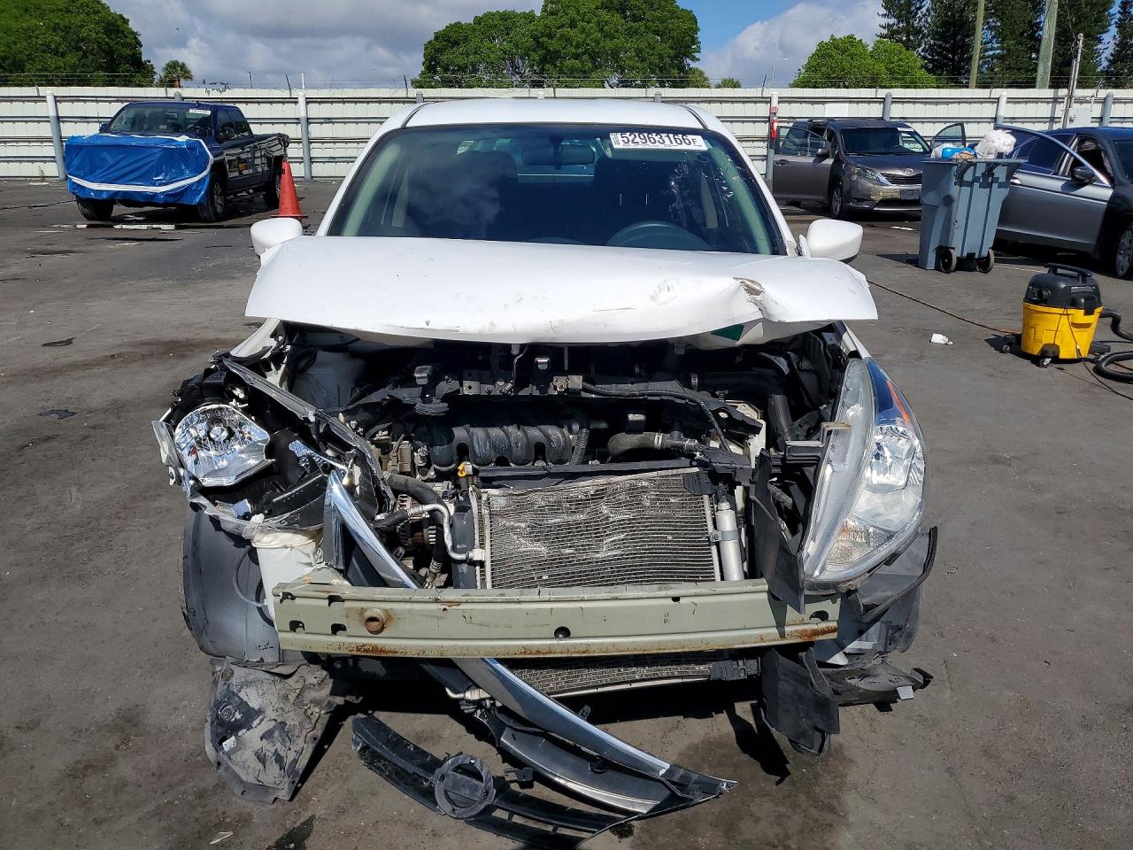 Nissan Versa 1.6 Sv
