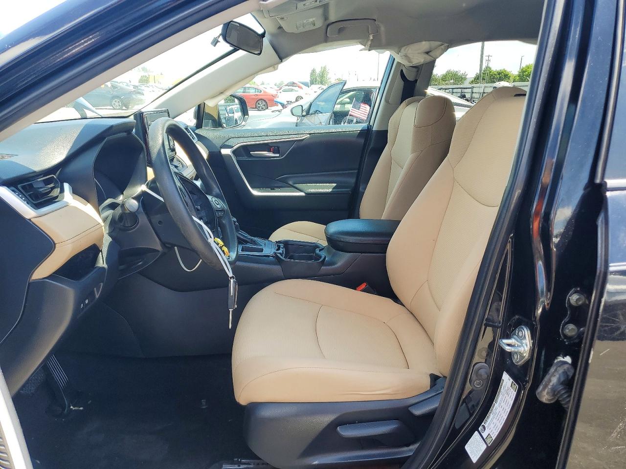 Toyota RAV4 Le