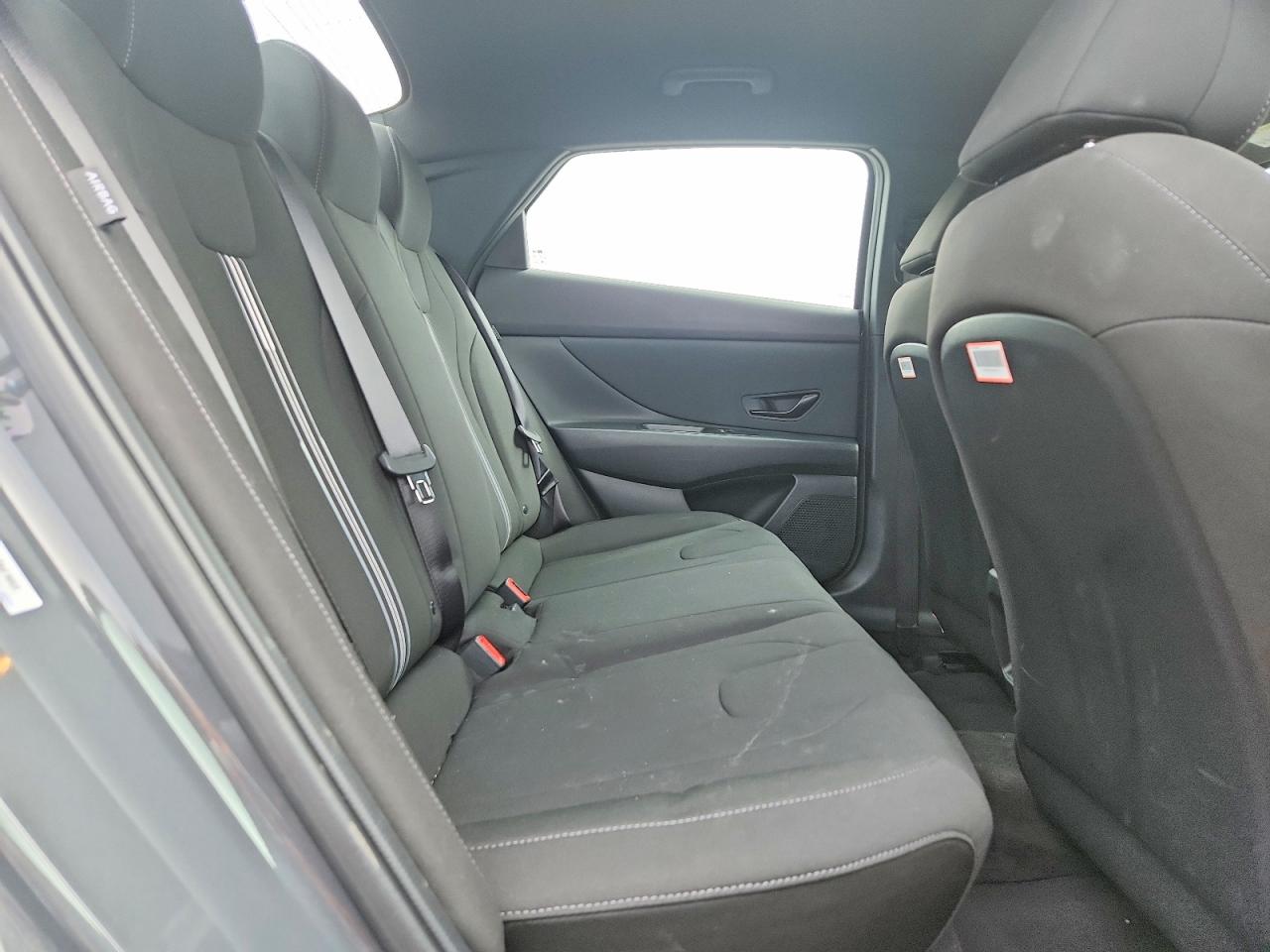 Hyundai ELANTRA Sel Sport