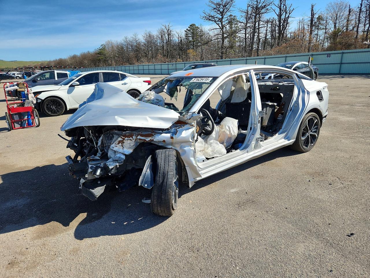 Salvage Nissan Altima Image