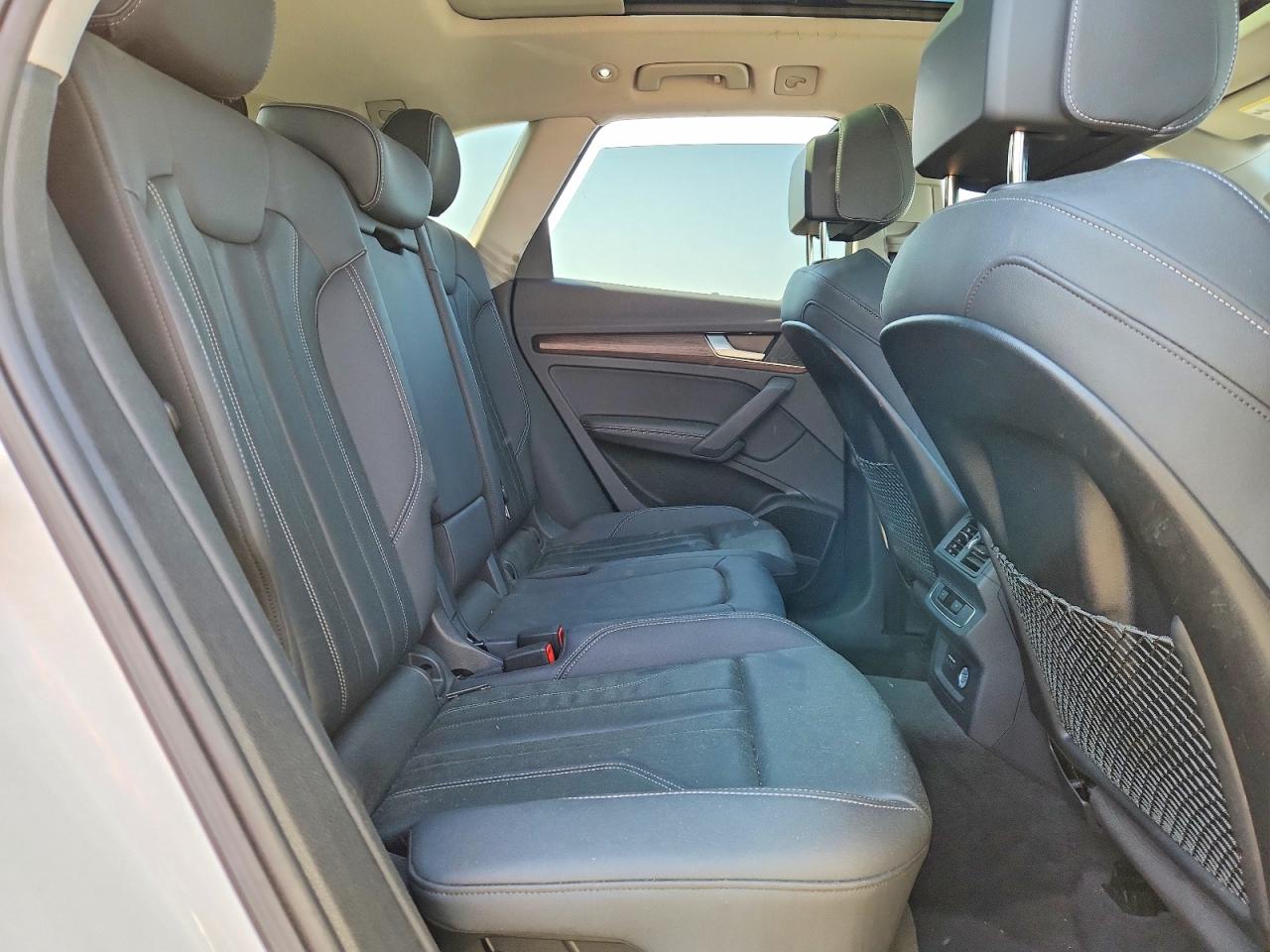 Audi Q5 Premium Plus 45