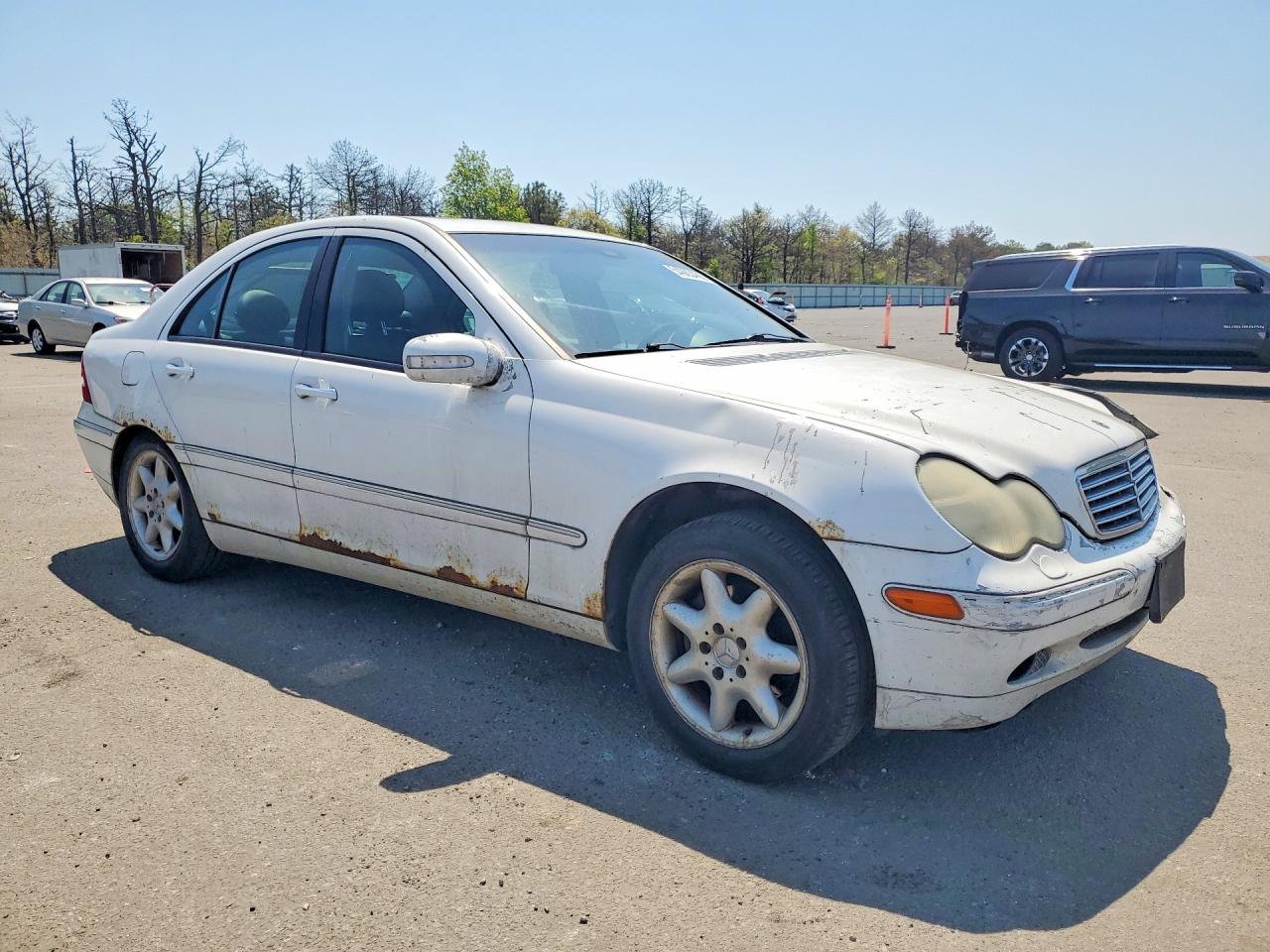 Mercedes-Benz C-Class 240