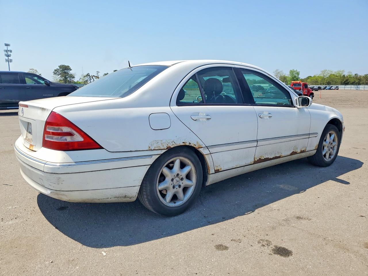 Mercedes-Benz C-Class 240