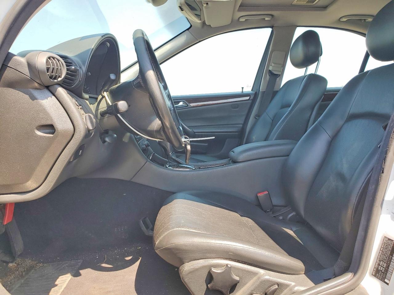Mercedes-Benz C-Class 240