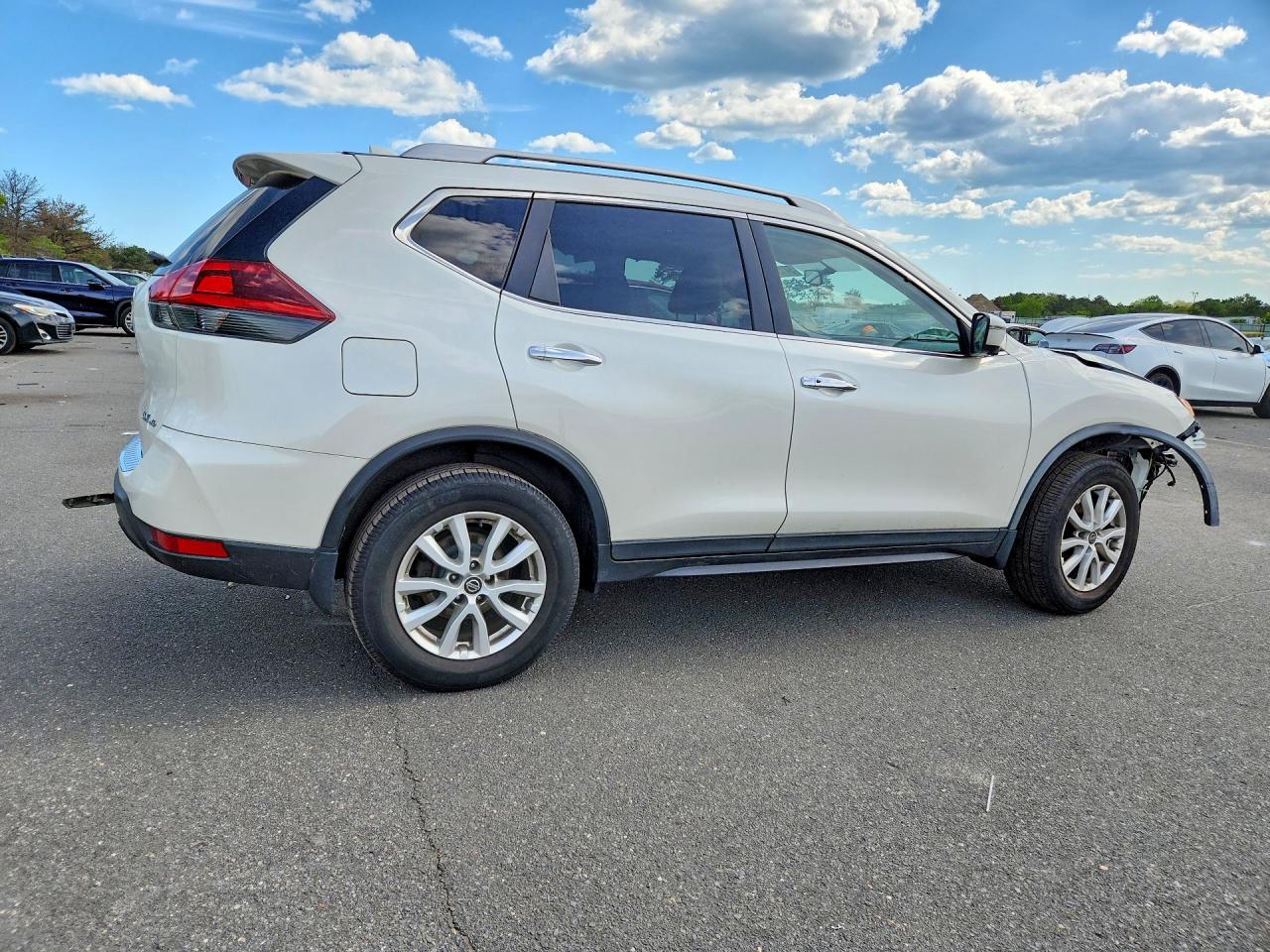 Nissan Rogue Sv
