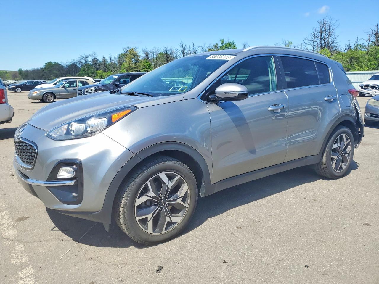Salvage Kia Sportage Image