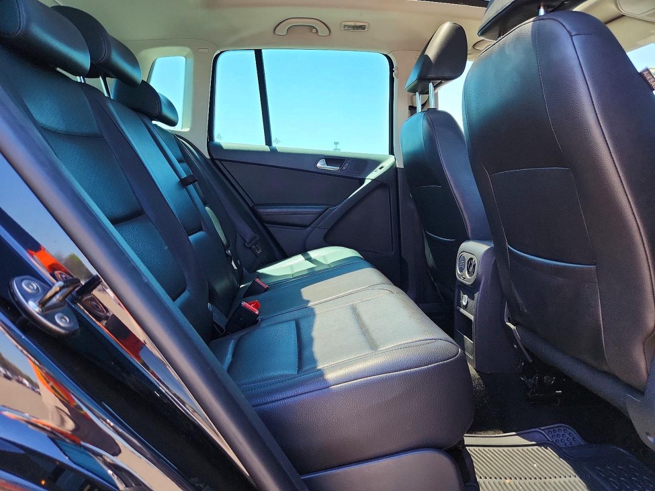 Volkswagen Tiguan S