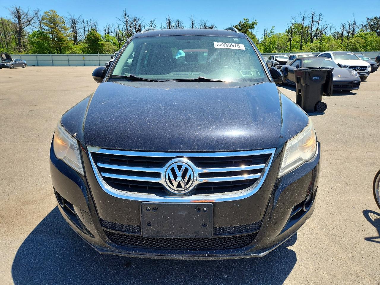Volkswagen Tiguan S