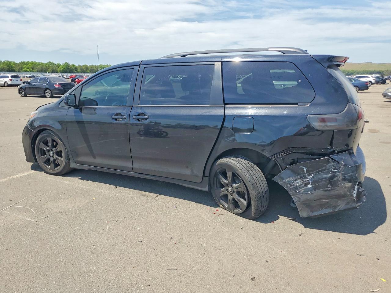 Toyota Sienna Se 8-passenger