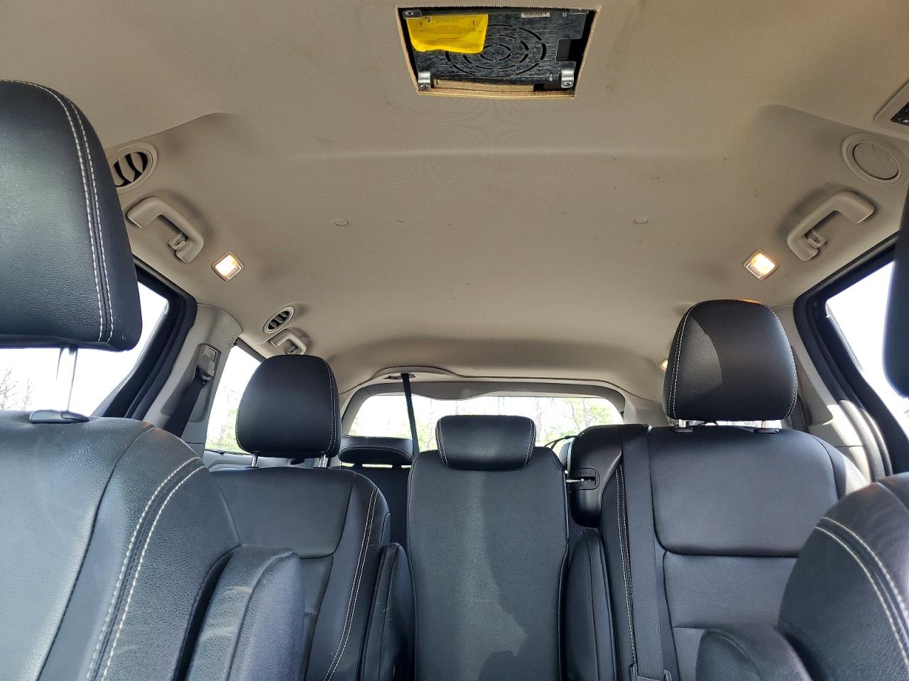 Toyota Sienna Se 8-passenger