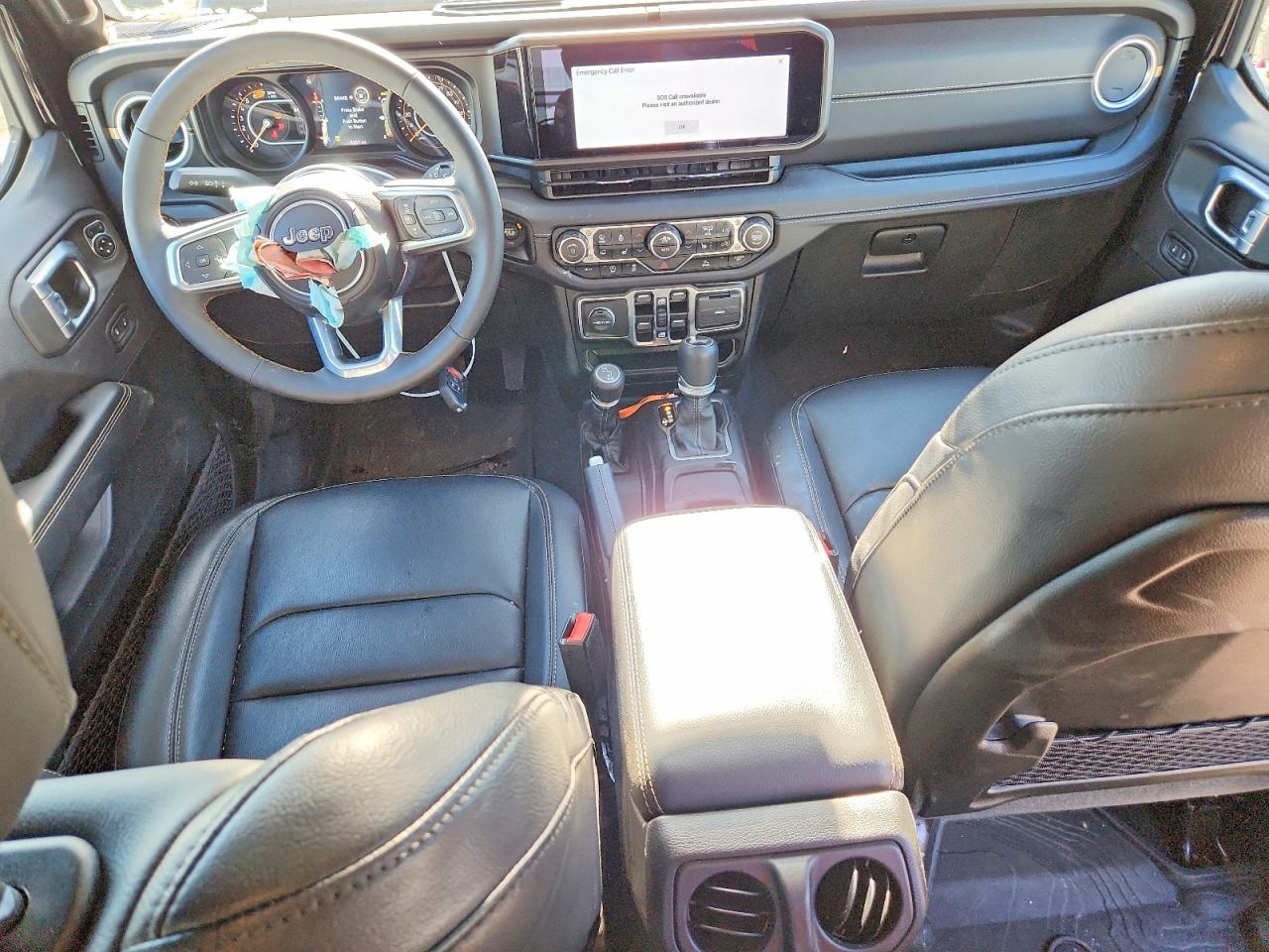 Jeep Wrangler Sahara