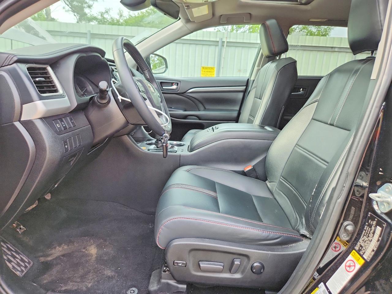 Toyota Highlander Se