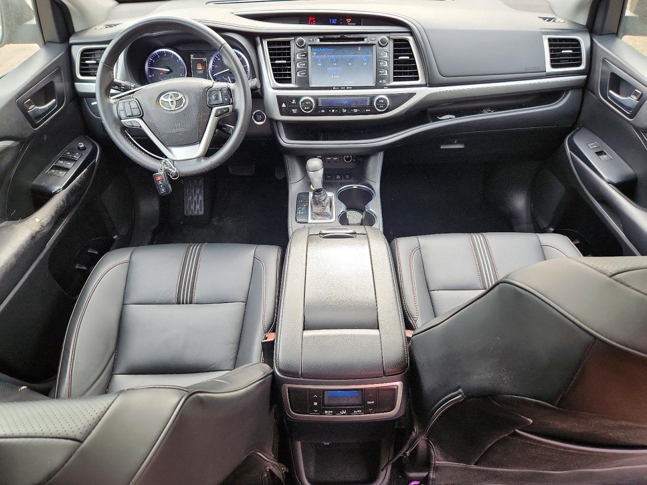 Toyota Highlander Se