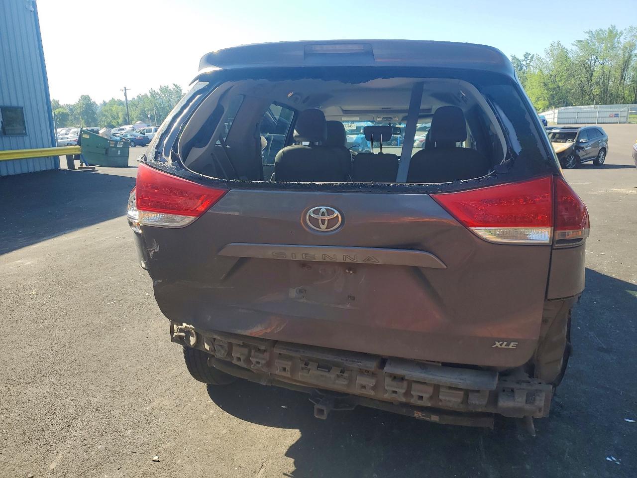 Toyota Sienna Xle 8-passenger