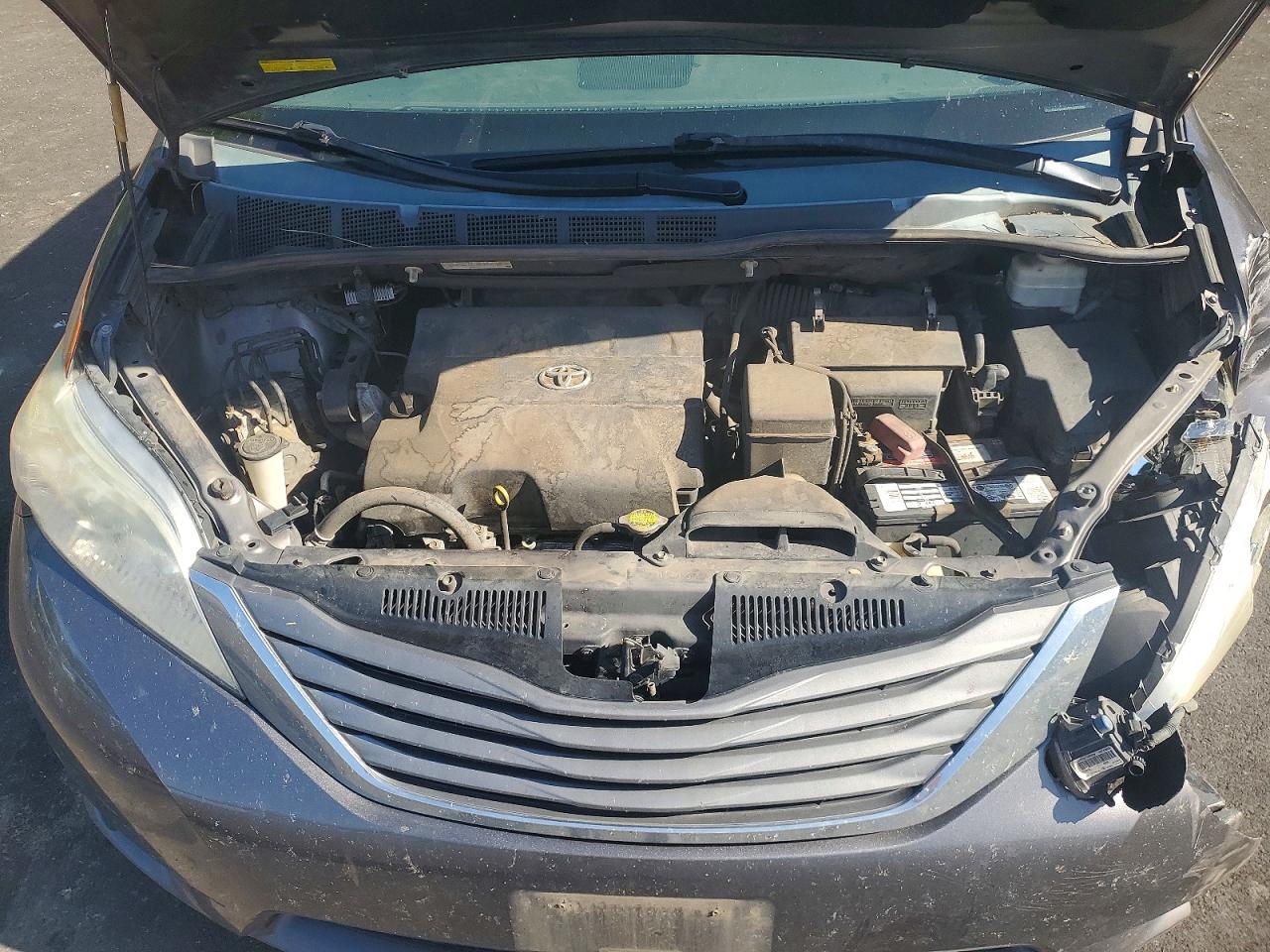 Toyota Sienna Xle 8-passenger