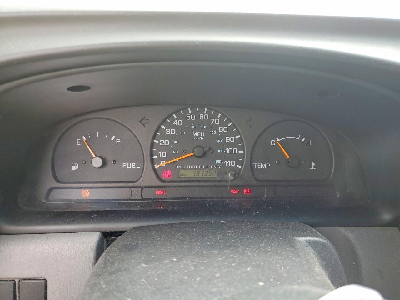 Nissan Frontier Xe