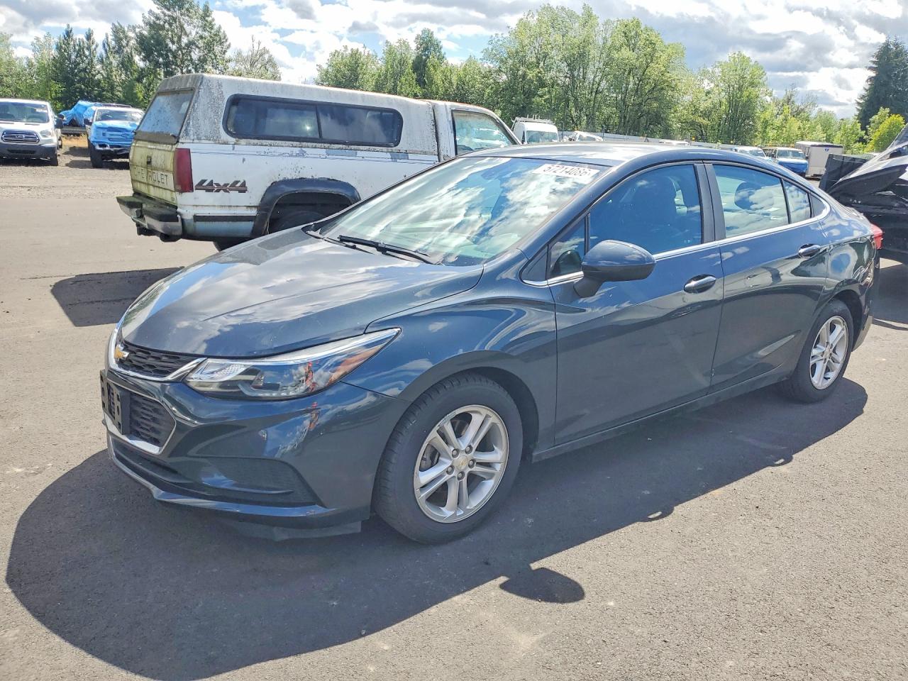 Salvage Chevrolet Cruze Image