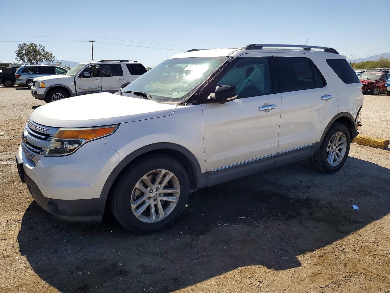Salvage Ford Explorer Image