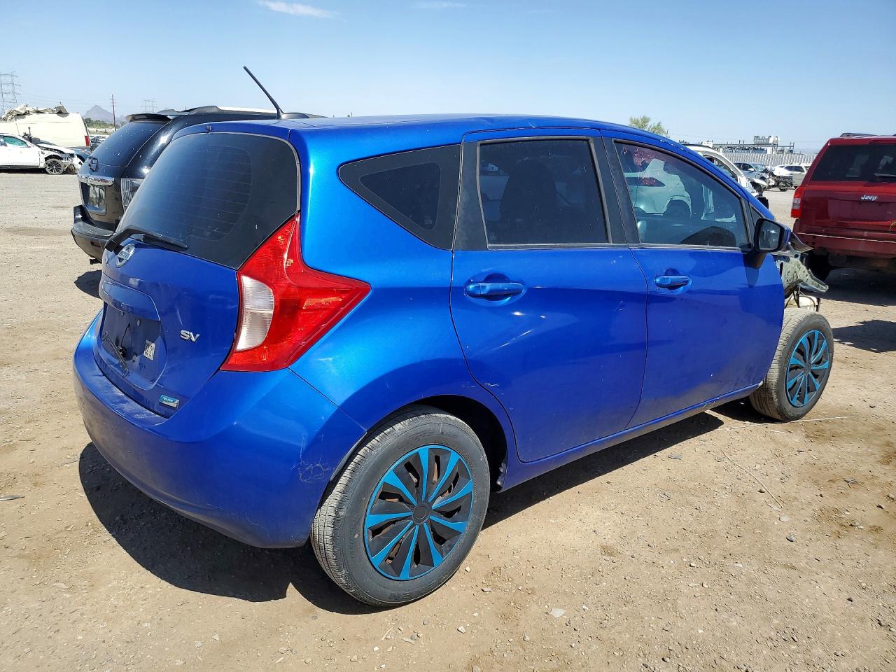 Nissan Versa Sv