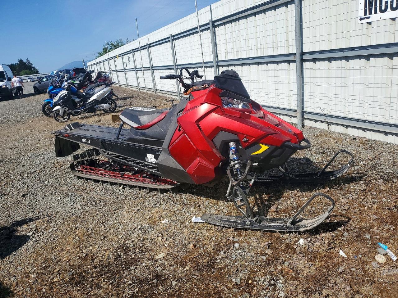 Salvage Polaris Snow W Trl Image