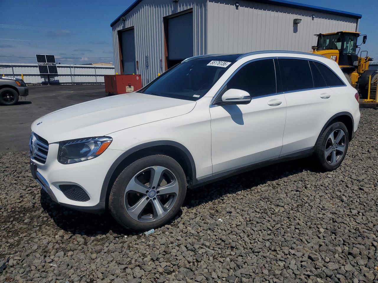 Salvage Mercedes-Benz GLC Image