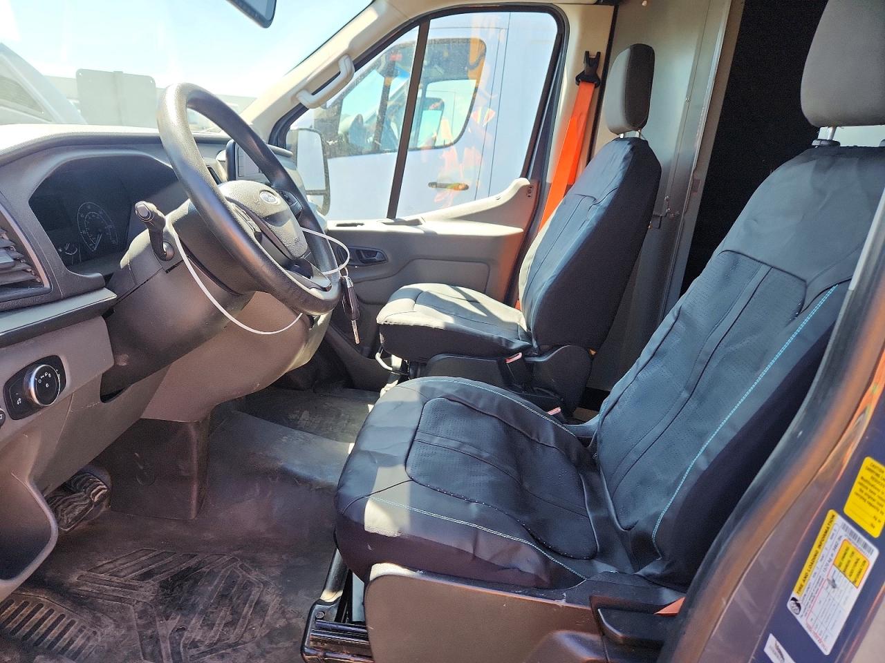 Ford Transit T-250