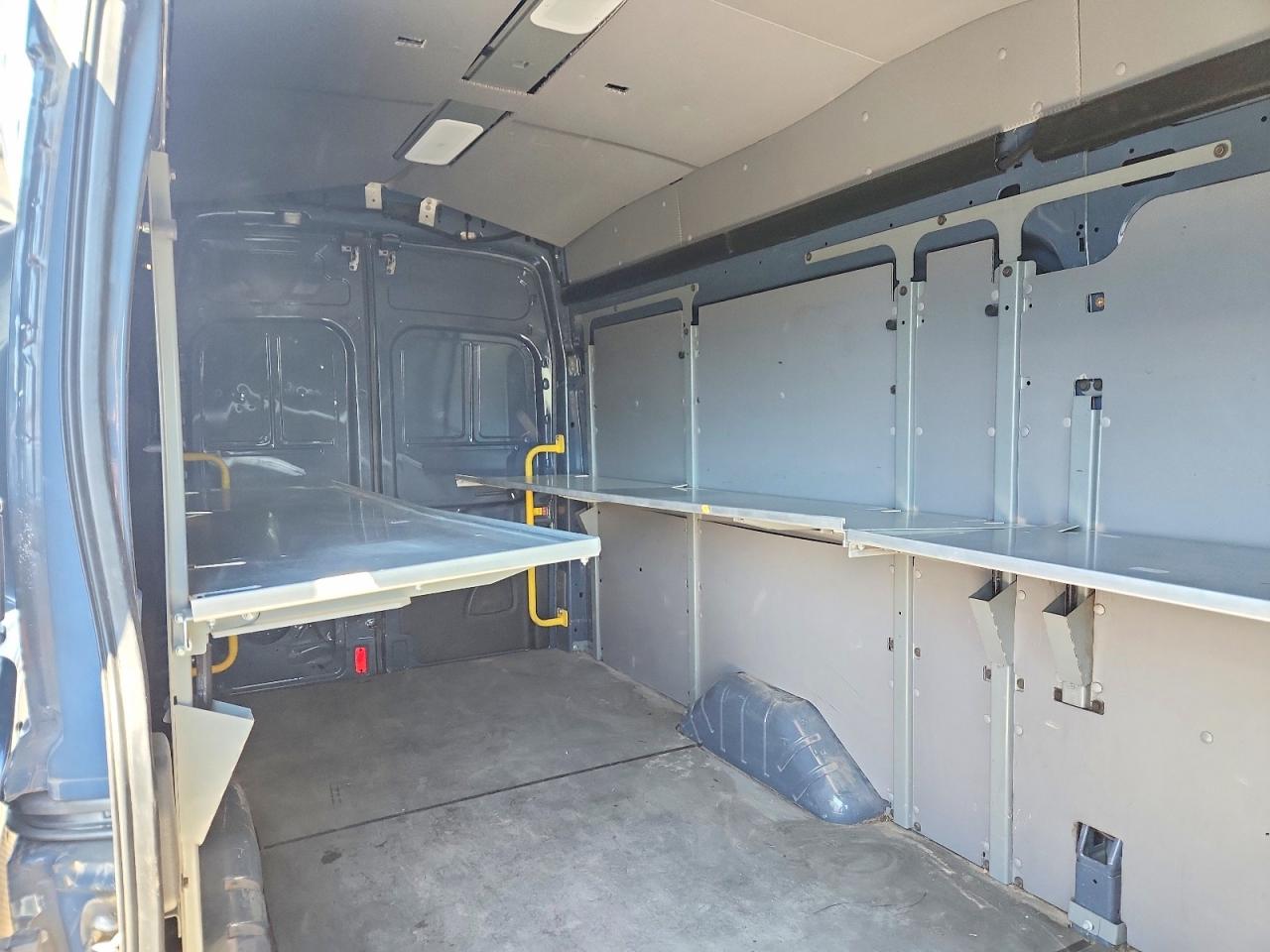 Ford Transit T-250