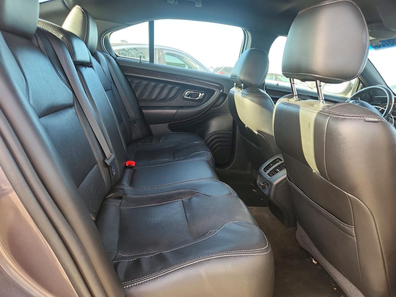 Ford Taurus Limited