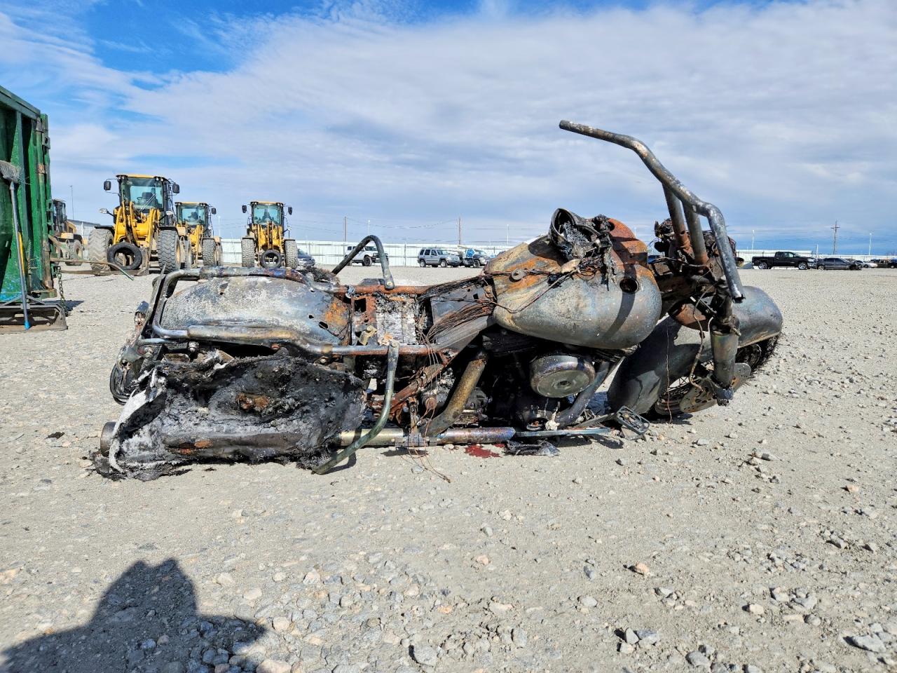 Salvage Harley-Davidson Fl Image