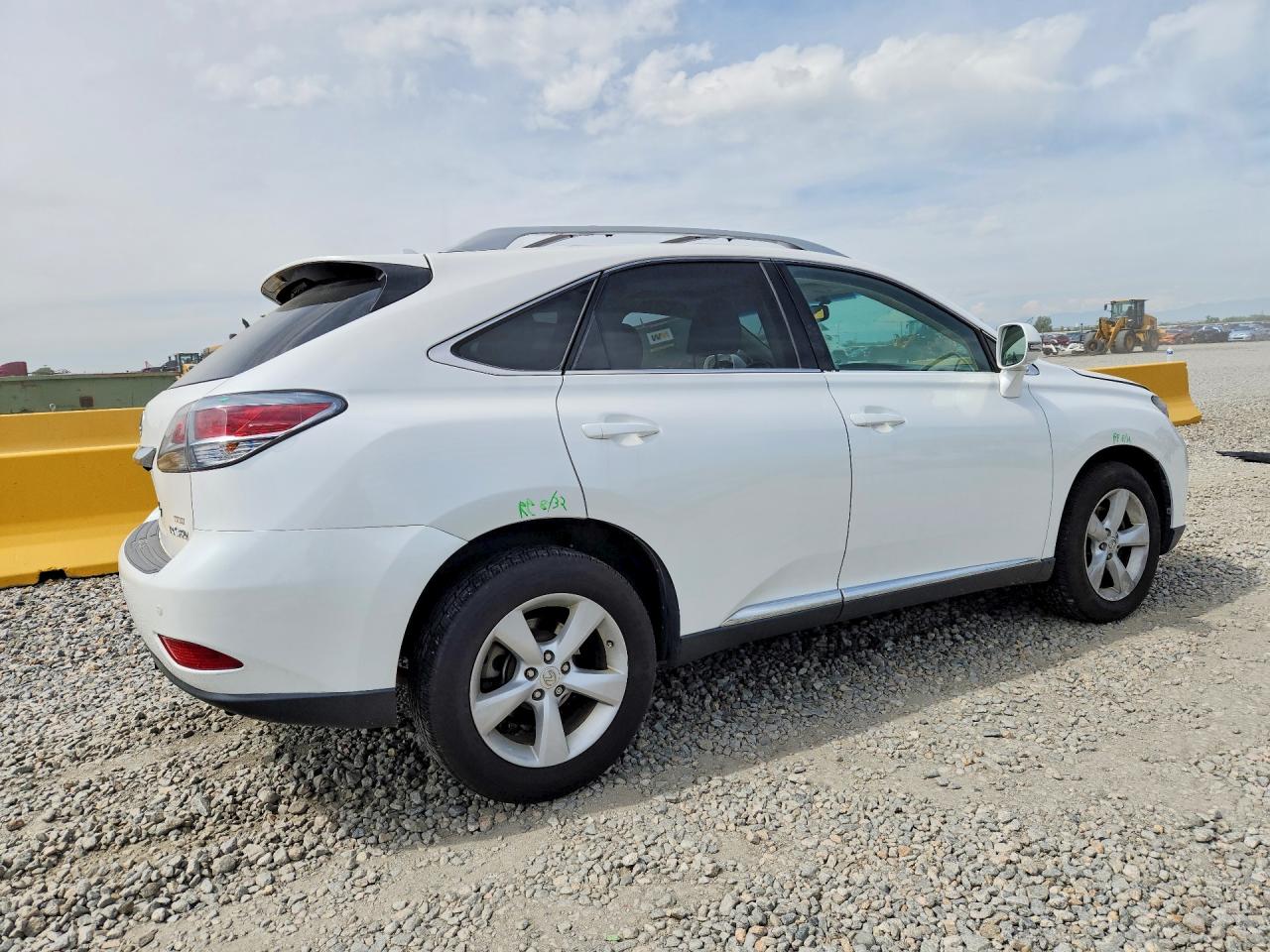Lexus RX Base