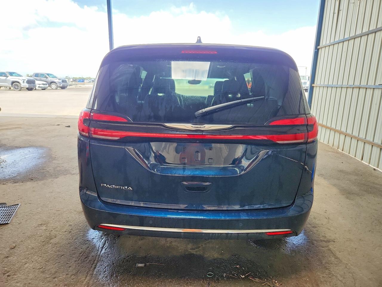 Chrysler Pacifica Select