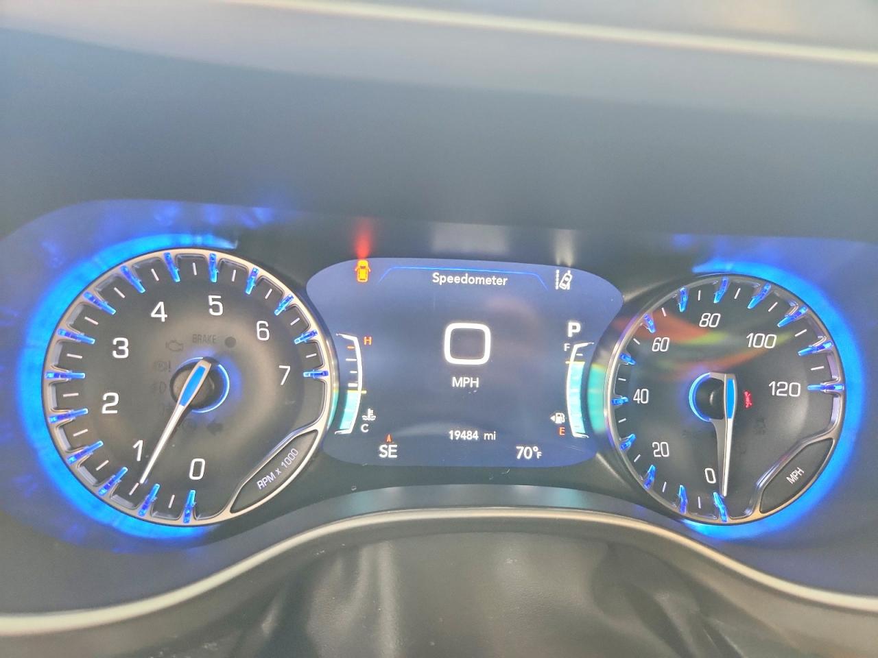 Chrysler Pacifica Select