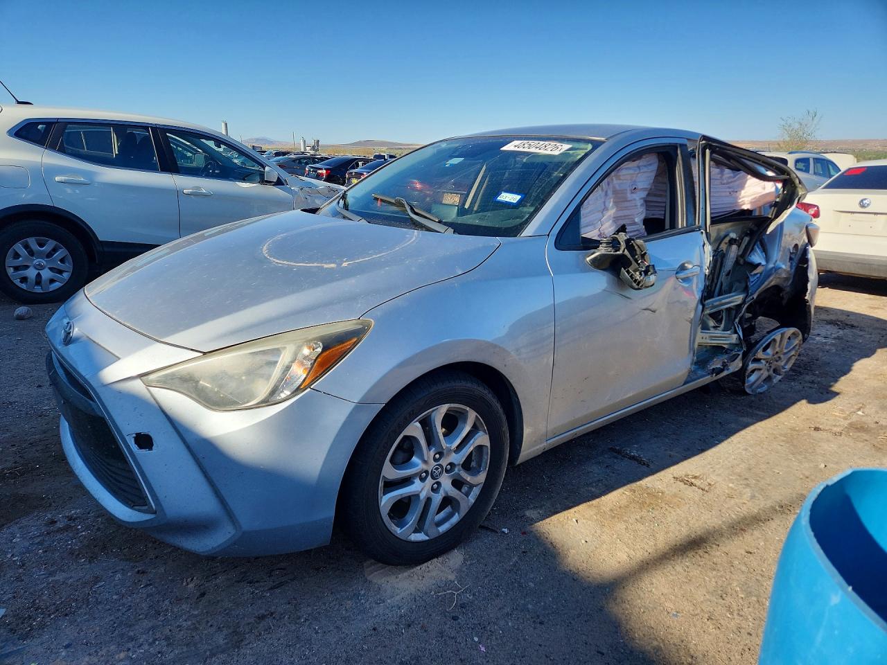 Toyota Yaris Base