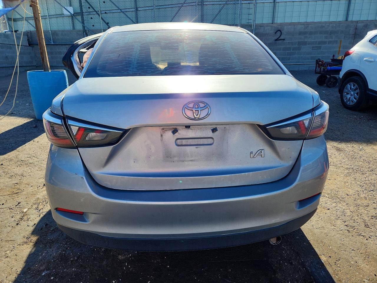 Toyota Yaris Base