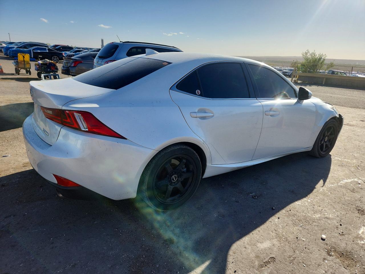 Lexus Is Base