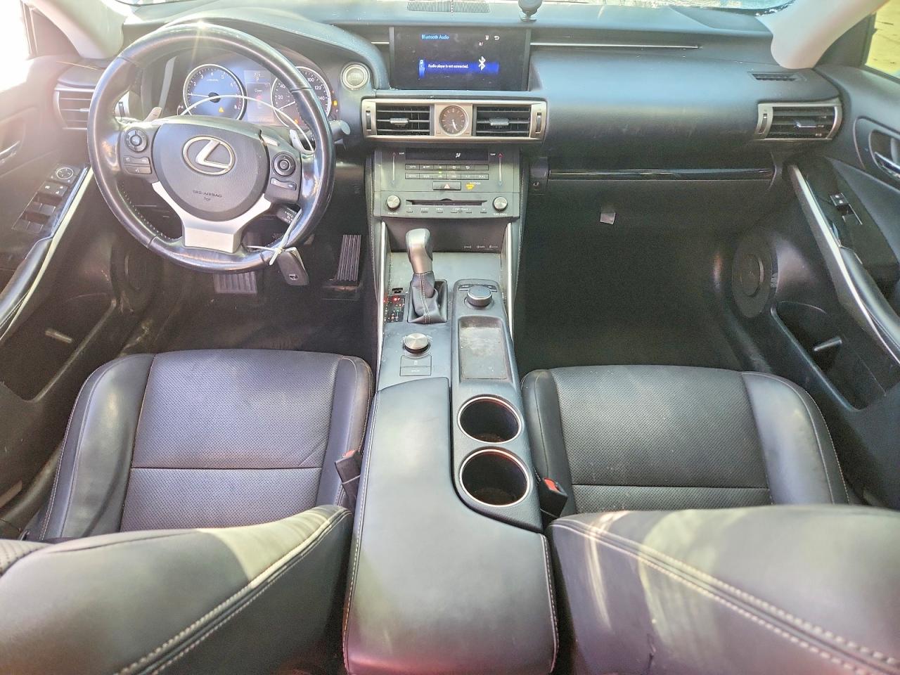 Lexus Is Base