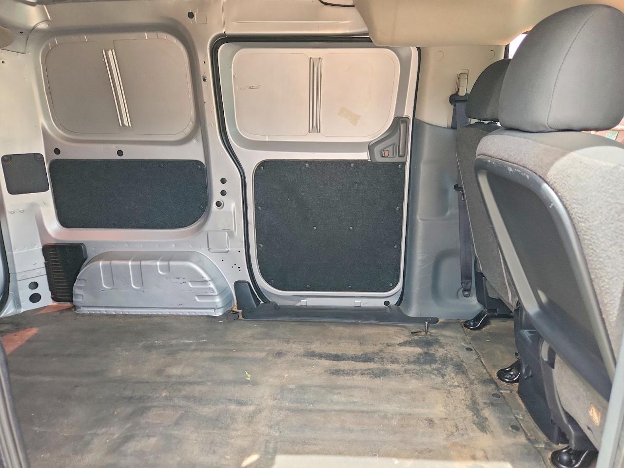 Chevrolet Express Lt