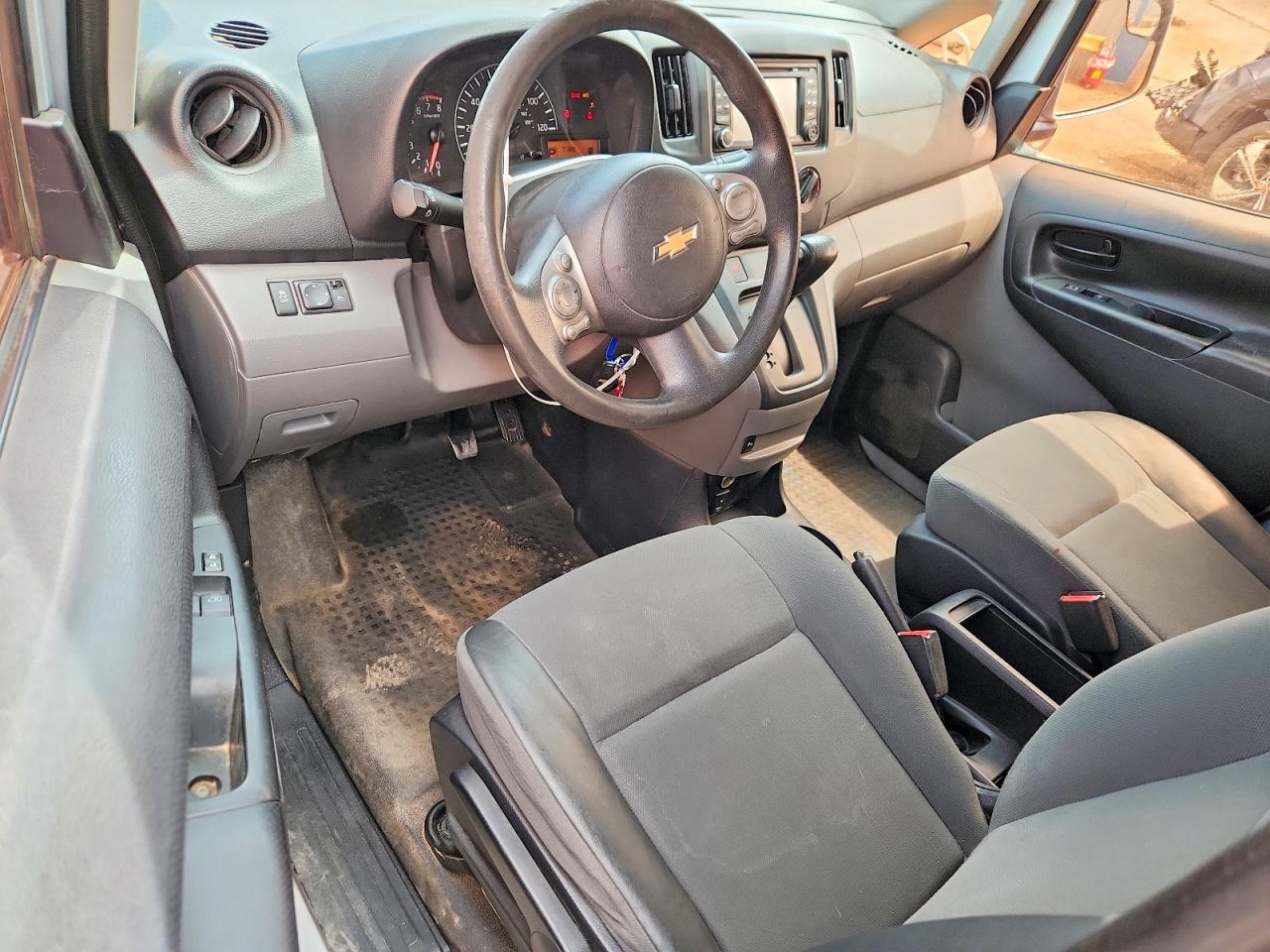 Chevrolet Express Lt