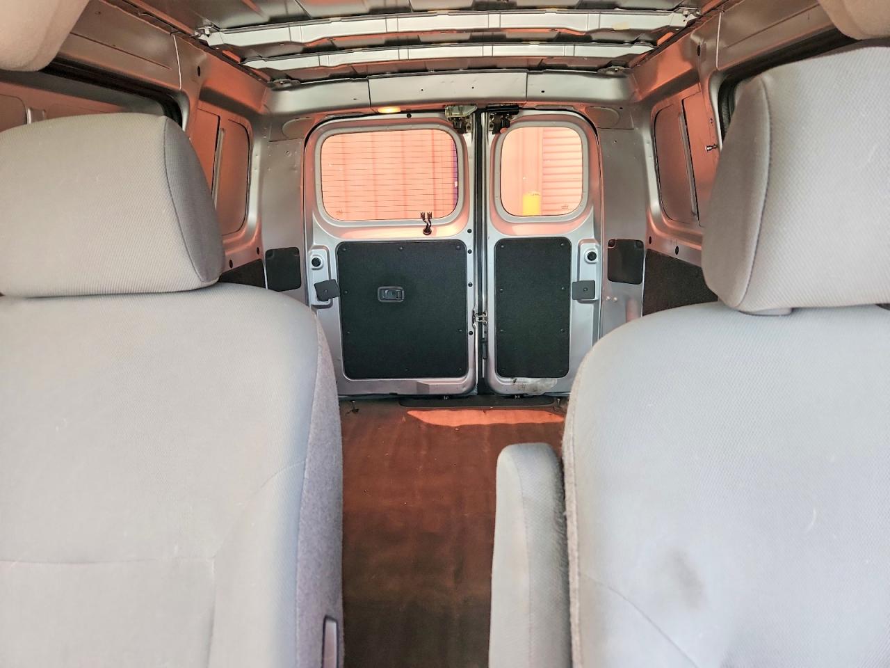 Chevrolet Express Lt